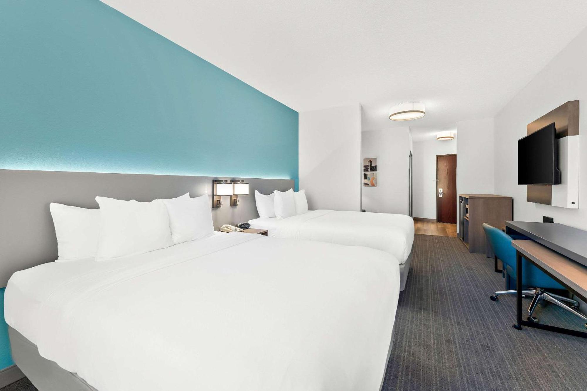 Hotel Comfort & 3*