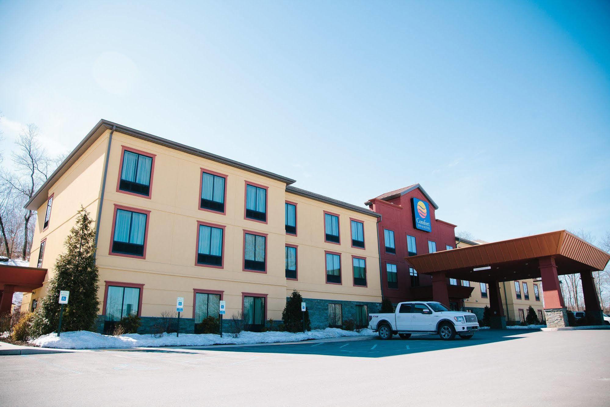 Hotel Comfort & Tunkhannock